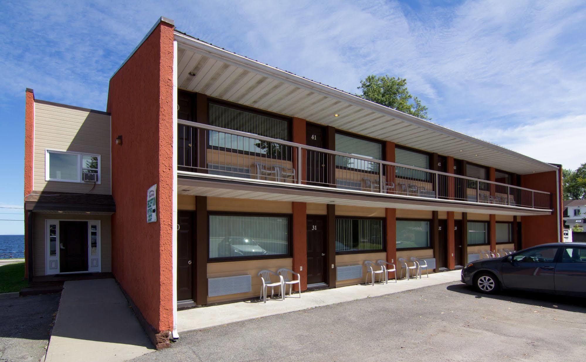 Motel Castille Роберваль Экстерьер фото